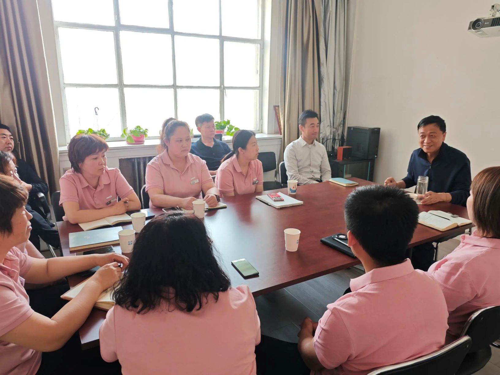 座谈会1-1.jpg